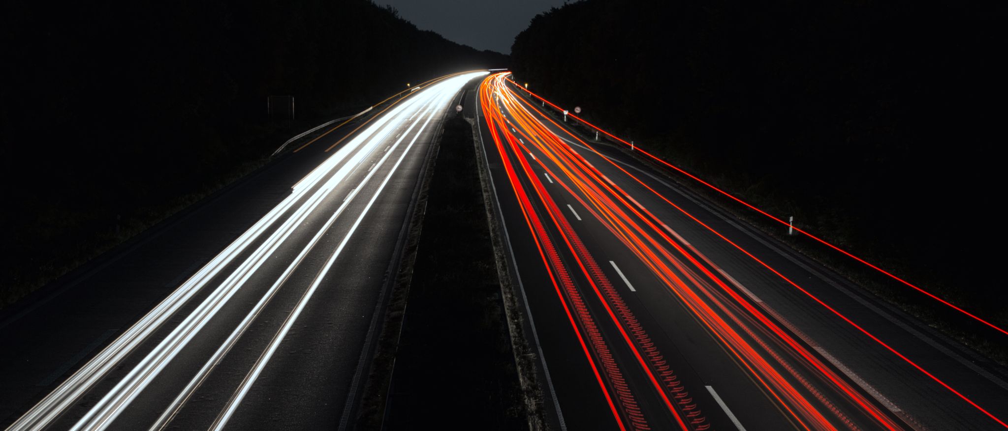 Lichtsupren auf der Autobahn